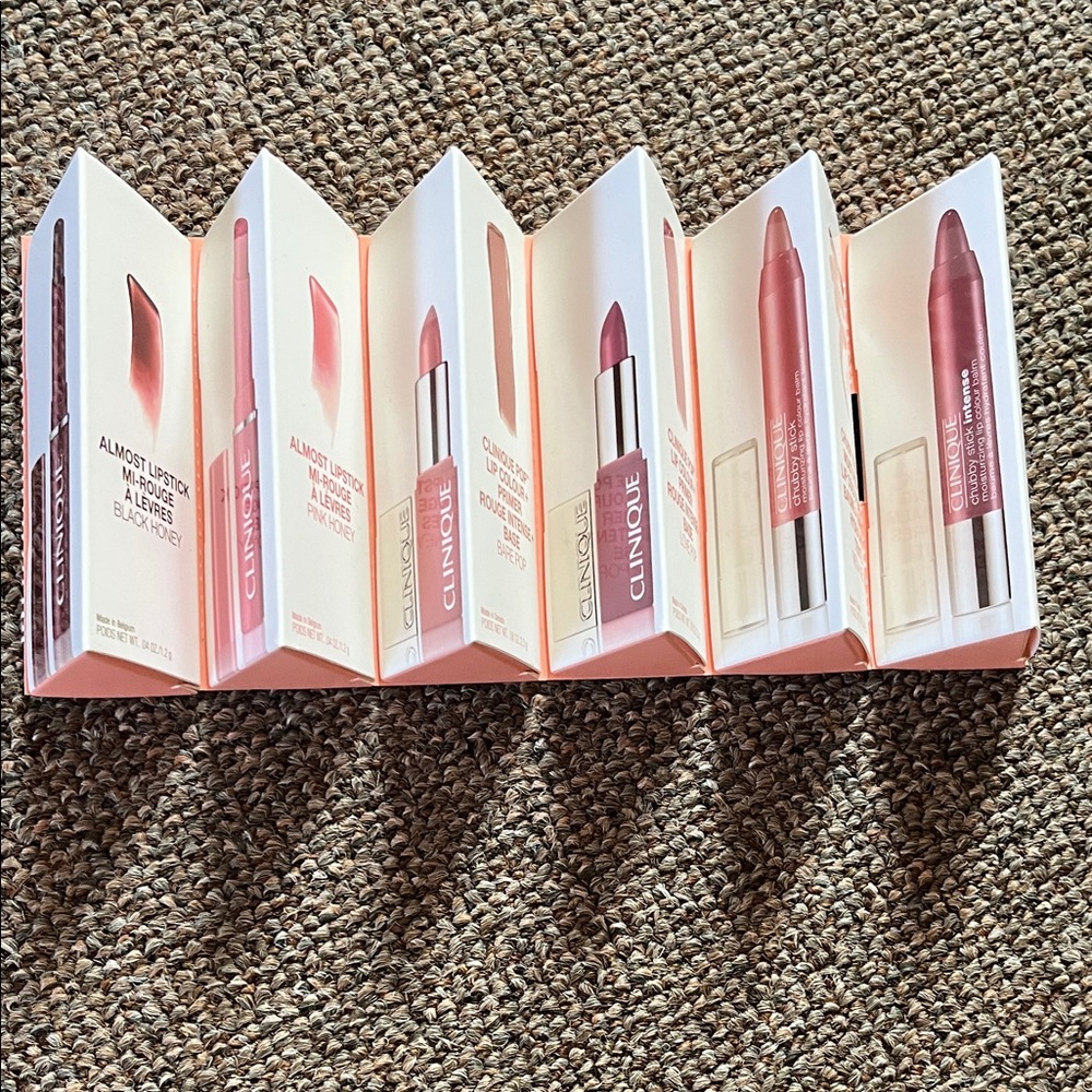 Clinique Lipstick Set - Pink Shades